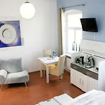 Otel Boutique Little Venezia 3*