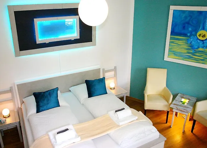 Boutique Little Venezia Hotel 3*