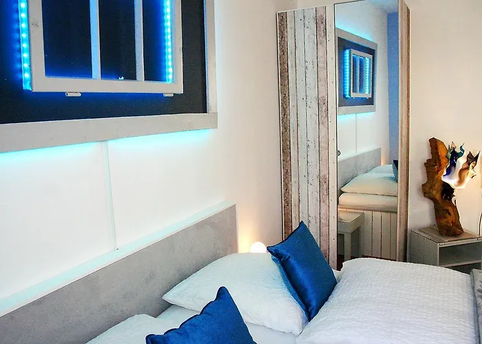 Boutique Little Venezia Hotel 3*