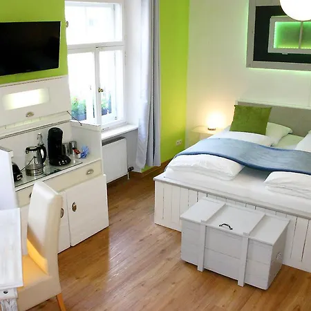 Hotel Boutique Little Venezia 3*