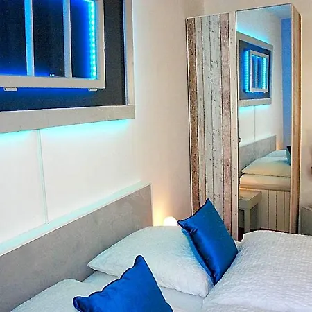 Boutique Little Venezia 3*